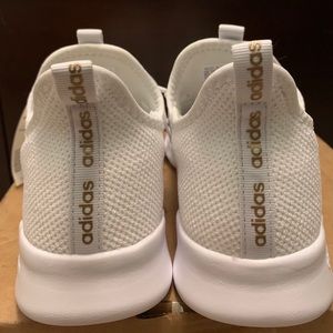 adidas cloudfoam white and gold